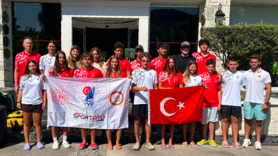 1–6 Eylül 2026 tarihleri ​​arasında Foça/İzmir'de kayıtlı olan IQFOIL Junior