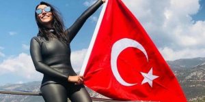 Milli serbest dalgıç Fatma Uruk, Meksika’da Yucatan bölgesi yakınlarındaki Yum-Kin