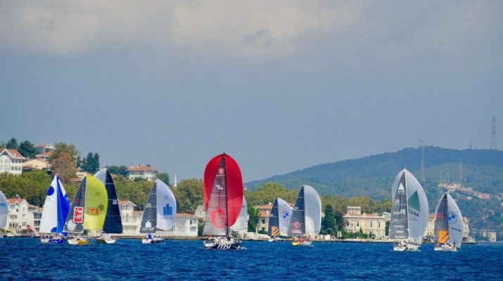 Zafer Yarışında İstmarin Kupası Sahibini Buldu 30 Ağustos Zafer Bayramı’nın 103. yıl dönümü, İstanbul Boğazı’nda düzenlenen