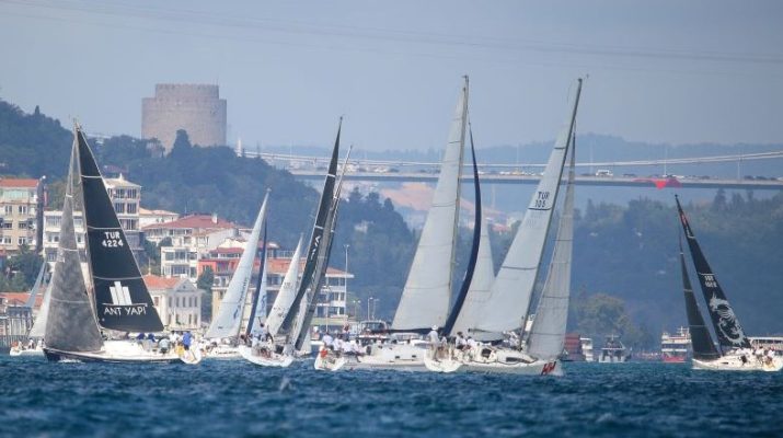 58 takım ve 600’ü aşkın sporcunun katılımıyla İstanbul Boğazı’nda görsel