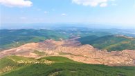 Ağı Dağı Maden Projesi ÇED Olumlu Kararı Geçerliliğini Yitirdi Kaz Dağları’nda yapılması planlanan Ağı Dağı Altın ve Gümüş Madeni Kapasite Artışı ve Zenginleştirme Projesi’ne verilen ÇED olumlu kararı zaman aşımına uğrayarak geçerliliğini yitirdi. Kaz Dağları’ndaki maden çalışmaları 2019 yılında binlerce […]