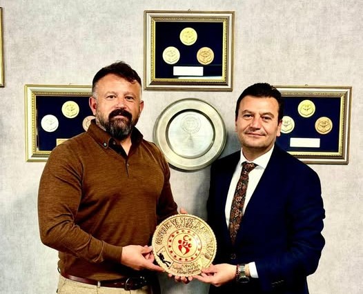 Nezaket Ziyareti Sualtı sporlarında ulusal ve uluslararası başarılara sahip birçok sporcu yetiştiren