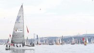 Cumhurbaşkanlığı himayelerinde İstanbul Açıkdeniz Yat Yarış Kulübü tarafından bu yıl ilk kez gerçekleştirilen Cumhurbaşkanlığı Uluslararası Yat Yarışı’nın kazananları ödüllerini aldı. 29 Ekim-1Kasım tarihlerinde düzenlenen yarışın ödül töreni Esma Sultan Yalısı’nda gerçekleştirildi. Üç etap sonunda yedi ayrı sınıfta yarışan yelkenli teknelerin […]
