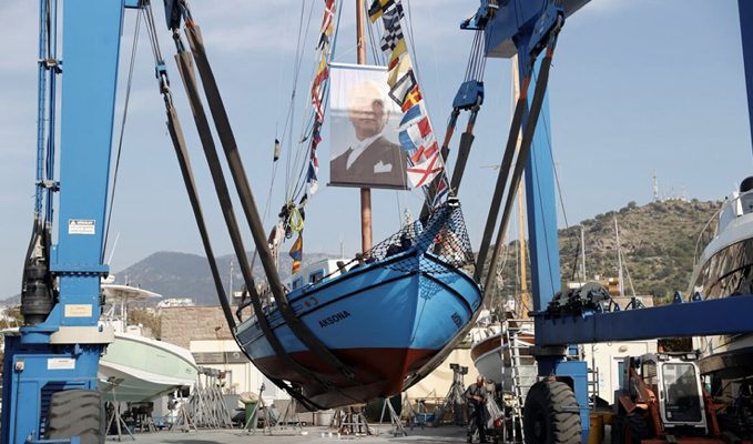 64 yıllık “Aksona” denizde Muğla’nın Bodrum ilçesinde “Aksona Mehmet” olarak anılan ve son sünger