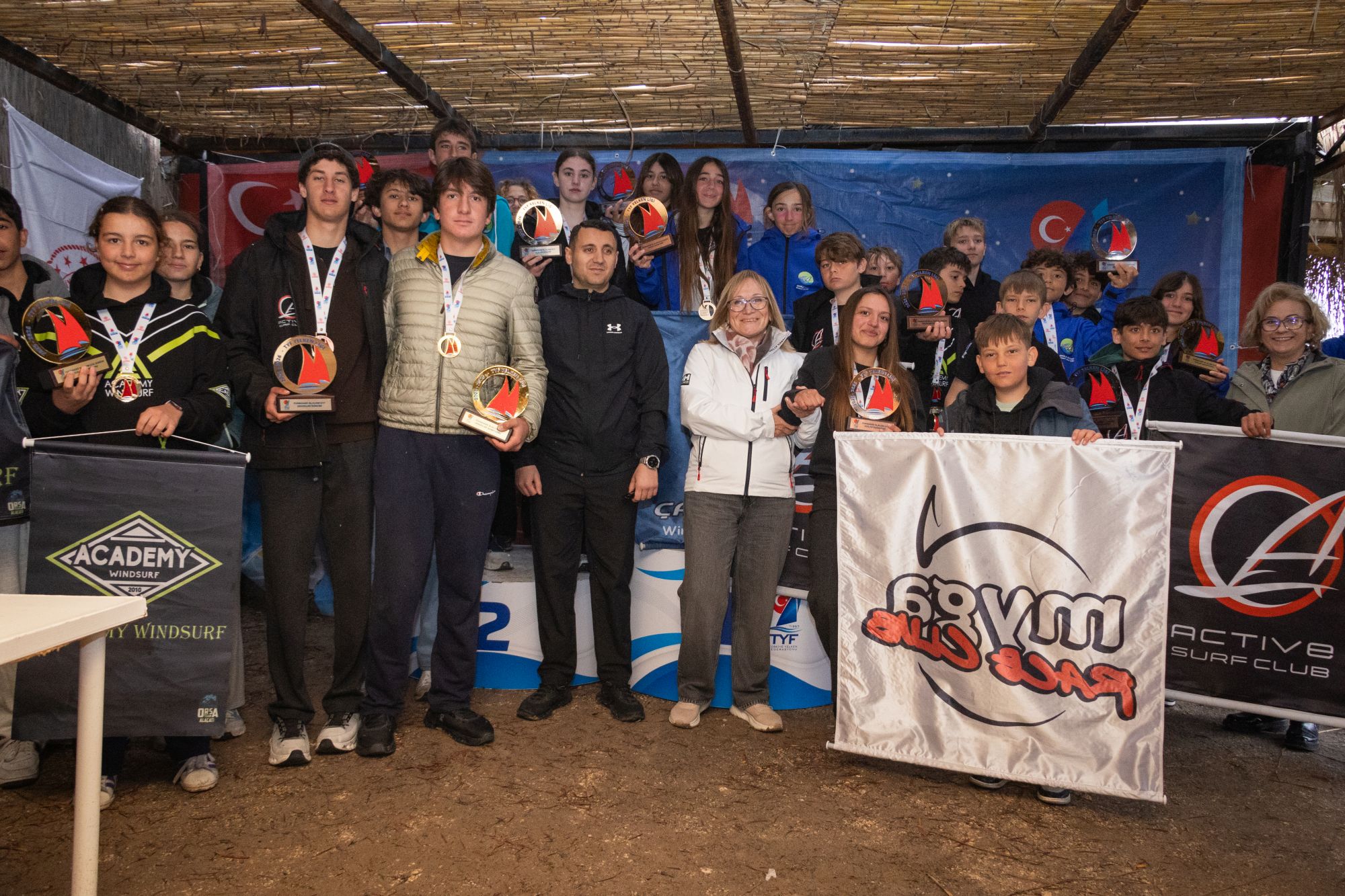2025-2026 TYF Yelken Ligi 3. Ayak Funboard Slalom Yıldızlar Kupası Yarışları Tamamlandı! Dört kulüpten 45 sporcunun katıldığı yarışlar, 25-28 Mart tarihleri arasında