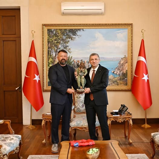 Türkiye Sualtı Sporları Federasyonu Başkanımız Sayın Kadir Sağlam, Antalya Valisi