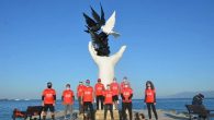 42. İstanbul Maratonu kapsamında 08.11.2020 tarihinde yapılan sanal koşuda, AKUT Kuşadası ekibi olarak biz de iyilik pesinde koştuk. Adım Adım platformu aracılığıyla AKUT Kuşadası ekibi adına “Her Adım Bir Hayat” adlı proje için 10 gönüllümüz koştu. Siz de bir cana […]