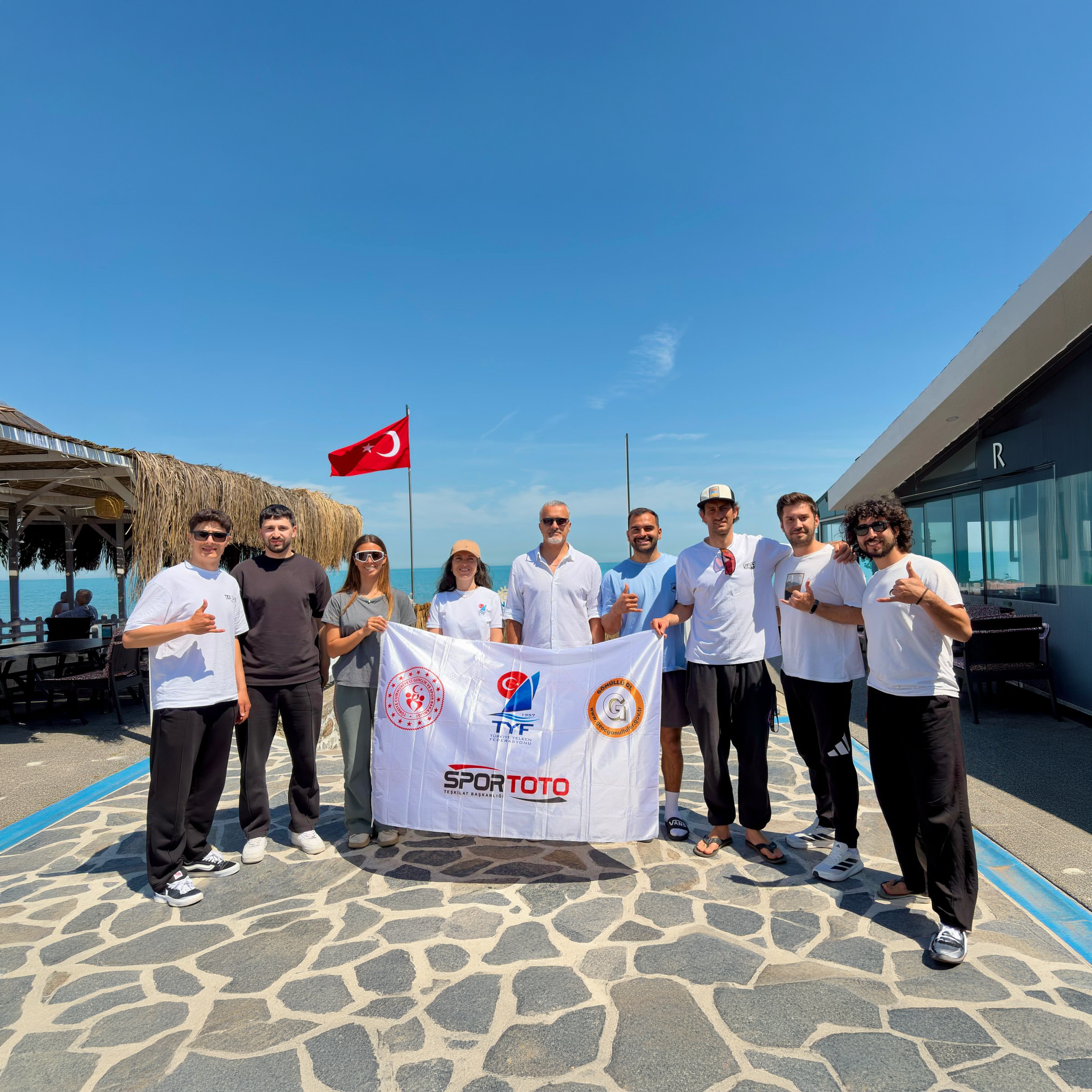 1-5 Haziran 2026 tarihleri arasında, Rasgele Sörf Kulübü ev sahipliğinde