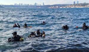 Beykoz’da düzenlenen “Dışardan Bakınca Göremedikleriniz” sualtı temizliği etkinliğiyle denizleri ve
