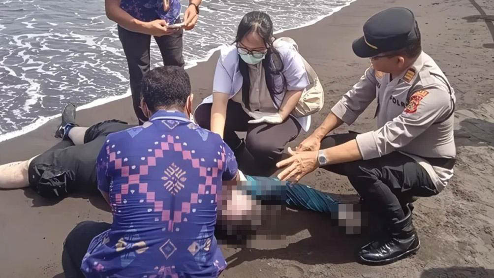 An Australian man has died following a scuba diving incident