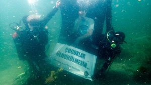 Toplumu derinden sarsan 15 yaşındaki Mattia Ahmet Minguzzi’nin iki çocuk