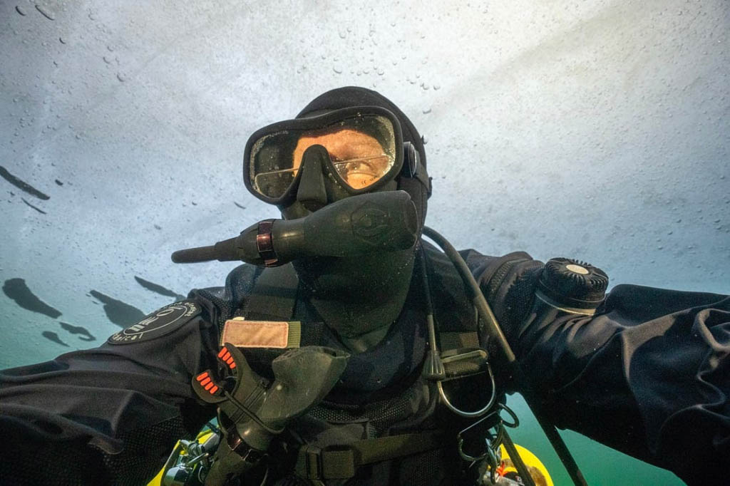 Staying Warm for Winter Dives If you’re diving in a