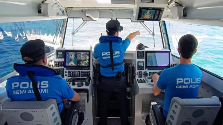 Van Emniyet Müdürlüğü Edremit Deniz Limanı Şube Müdürlüğü ekipleri, inci