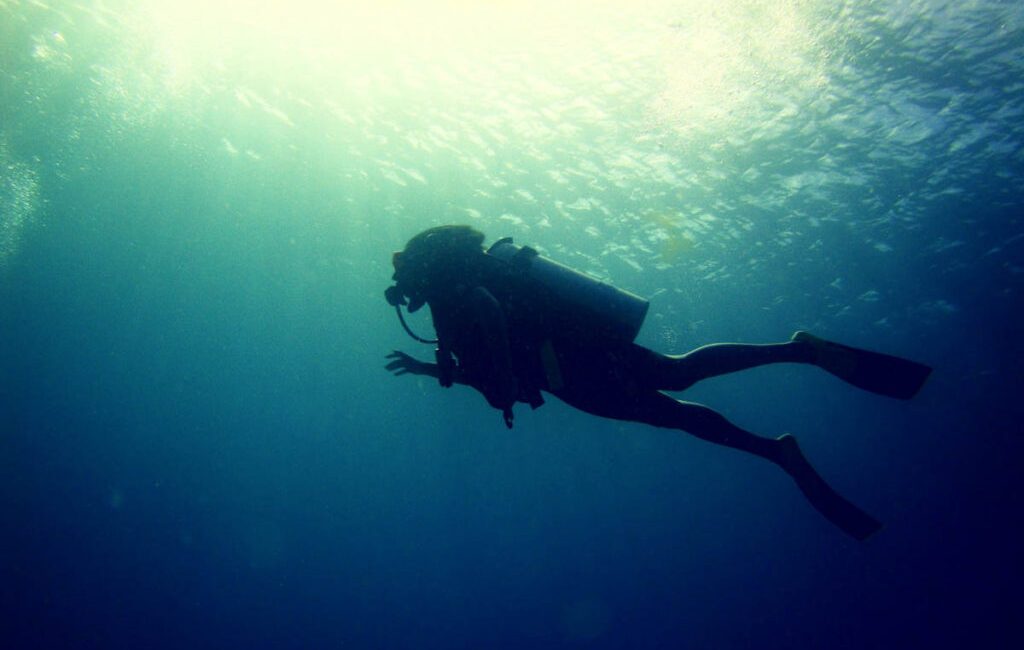 While the thrill of descending into the deep blue can