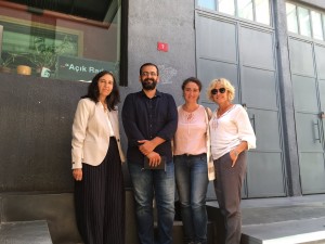 Deniz biyoloğu Doç.Nur Eda Topçu Eryalçın ve Hidrobiyolog Cem Dalyan