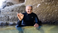 Diyarbakır Valimiz @munirkaraloglu ile Eğil Baraj Gölü dalışımızdan bir anı.D.Bakır sualtı kültürel varlıklarıyla da ünlüdür.Eğil, sualtı su üstü ile tam bir arkeoloji müzesi.Asurlulardan günümüze birçok medeniyetin izleri derinliklerde.. #keremke #diyarbakır #başımgözümüstüne pic.twitter.com/rW8EL8F8ac — Tahsin CEYLAN (@tahsin_ceylan) December 26, 2021