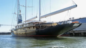 Source: scuttlebutt – https://www.sailingscuttlebutt.com/2022/08/12/video-big-is-really-big/