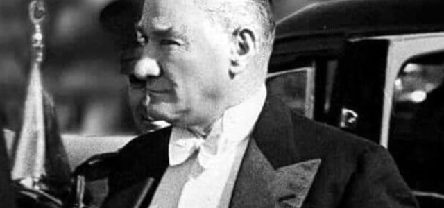 Cumhuriyetimizin 100. Yılı Kutlu Olsun ! SUALTI Gazetesi
