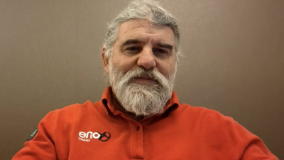 Değerli Arkadaşlar, Denizcilik dünyasının yakından tanıdığı, denizcilik eğitimi ve pratiği