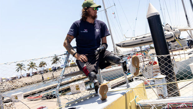 Triple amputee crosses Pacific Ocean In a feat that redefines the limits of human endurance,