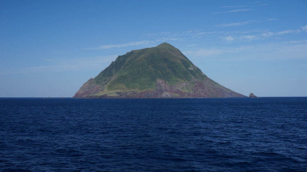 Eight scuba divers have been rescued alive after a major