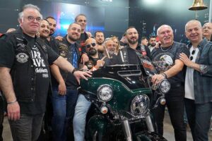 Motosiklete binmenin sadece sürmek olmadığını kanıtlayan etkinliklerden biri de festivallerde