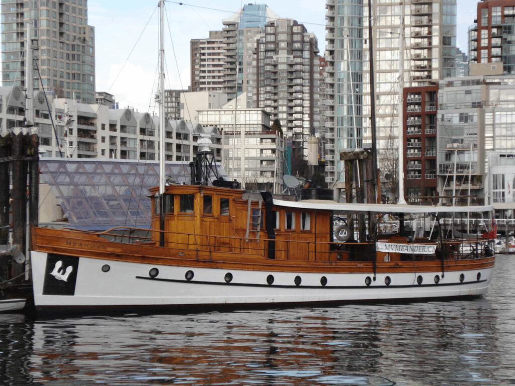 SS Master tied up quayside. Courtesy of the  Maritime Museum