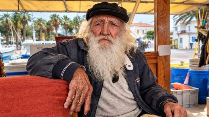 Bodrumsıcakhaber’in haberine göre; Bodrum’un emektar kaptanlarından ve sünger dalgıçlarından Aykan Er,