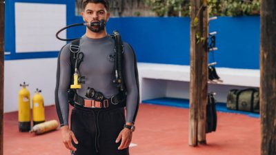 Choosing a scuba regulator has traditionally meant comparing specifications, discussing