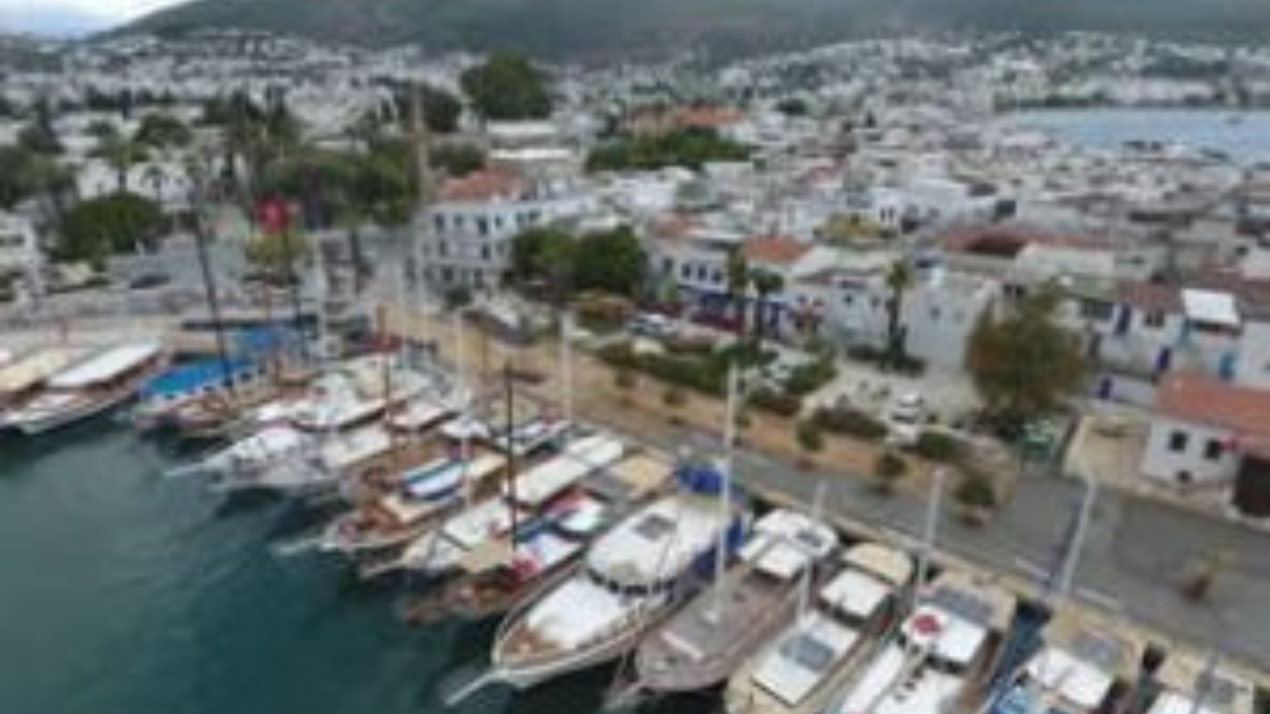 Bodrum Limanı baştan aşağı modernize ediliyor Bodrum Yolcu Limanı’nda, Bodrum tekne yanaşma yeri ve feribot iskelesi