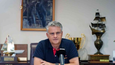 Vedat Tezman, Türkiye Açıkdeniz Yarış Kulübü Komodorluğu görevini Ahmet Eker’e devrettikten sonra bir veda