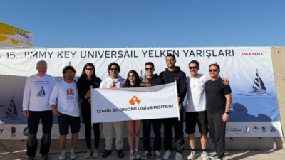 Ege’nin rüzgarında iki gün süren 15. Jimmy Key Universail Yelken