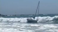 As seen September 7, 2022 on Strands Beach in Dana Point, CA. Source: scuttlebutt – https://www.sailingscuttlebutt.com/2022/09/08/video-this-doesnt-end-well/