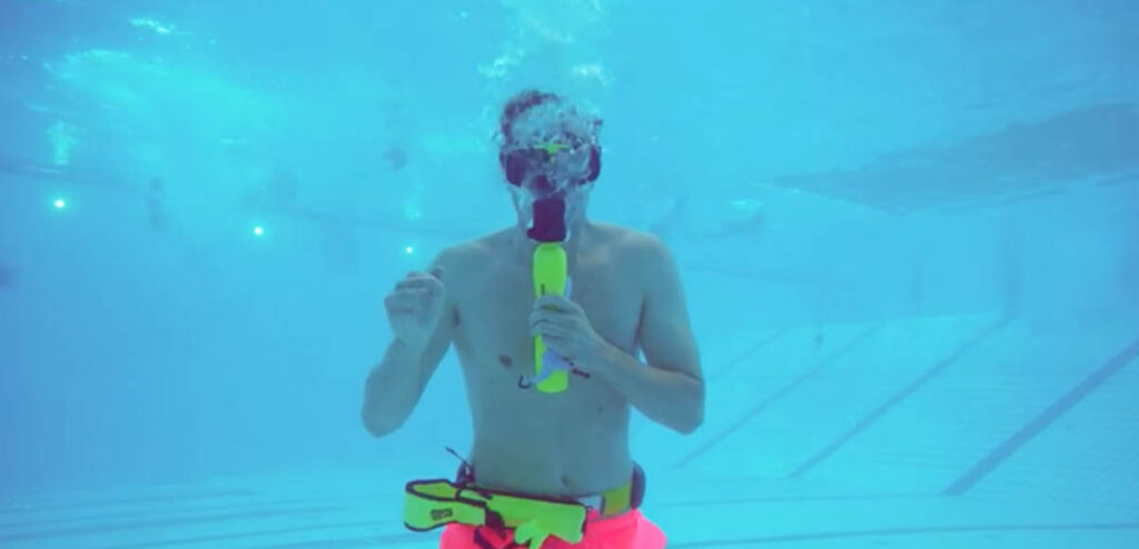 Mini scuba tanks (often called “pony bottles” or “spare air”)