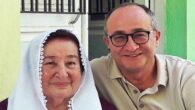 DenizTemiz Derneği (TURMEPA) Antalya Şube Başkanı, İMEAK Deniz Ticret Odası Üyesi İzzet Ünlü’nün annesi Hayriye Ünlü (95), yaşamını yitirdi. Isparta’nın Uluborlu ilçesi Güreşyeri Mahallesi sakinlerinden merhum Doktor Raşit Ünlü’nün eşi olan Hayriye Ünlü bir süredir yaşlılığa bağlı rahatsızlık nedeniyle Antalya’daki […]