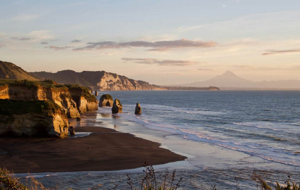 New Plymouth Dive Operators Call for Clean Bay Restrictions Review as Access Debate Grows A developing debate is unfolding on New Zealand’s Taranaki coast
