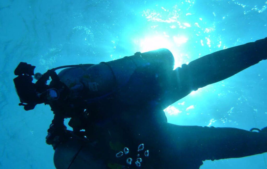 Is “Recreational Rebreather” an Oxymoron? For many divers, the first encounter with rebreathers comes wrapped