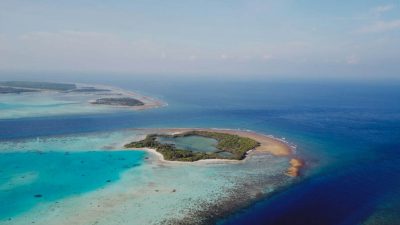 Finnish specialist cave divers have joined the recovery operation in