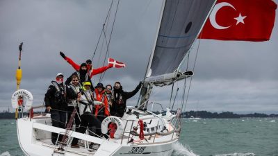 26 Temmuz 2025’te, İngiltere'nin Cowes kentinden başlayacak yarışta yelkenlerinde ilk