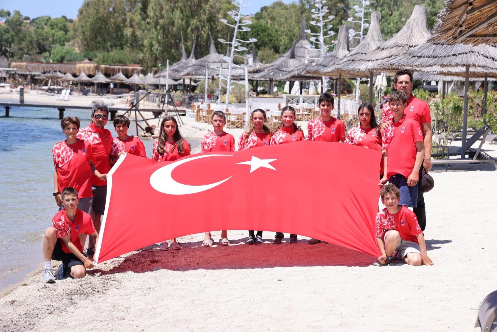 Türkiye Yelken Federasyonu faaliyet programında yer alan Optimist Milli Takım