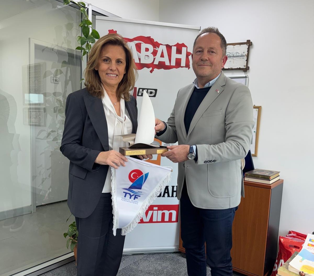 Türkiye Yelken Federasyonu Başkanı Özlem Akdurak, Yeşilay Genel Merkez Spor