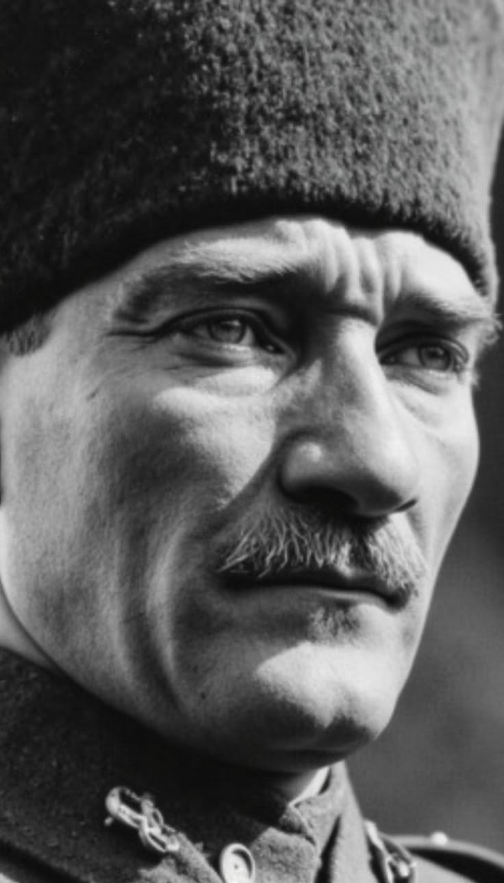 30 AĞUSTOS ZAFER BAYRAMINIZ KUTLU OLSUN ! SUALTI Gazetesi