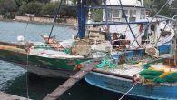 Bodrumlu balıkçıların ağına takılan 1’inci dünya savaşından kaldığı öne sürülen mayın SAS komandolarını harekete geçirdi. Torba limanına getirilen mayına askeriye tarafından el konuldu. Bodrum’da balıkçıların ağlarına yaklaşık 250 kiloluk metal cisim takıldı. Balıkçılar metal cismin ne olduğunu araştırırken cismin 1’inci […]