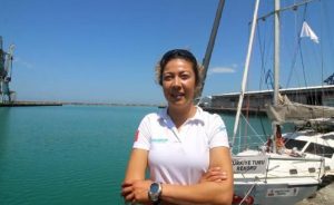 Yelken sporcusu Başak Mireli, ‘Türkiye Turu Rekoru’nu yelken gücü ile