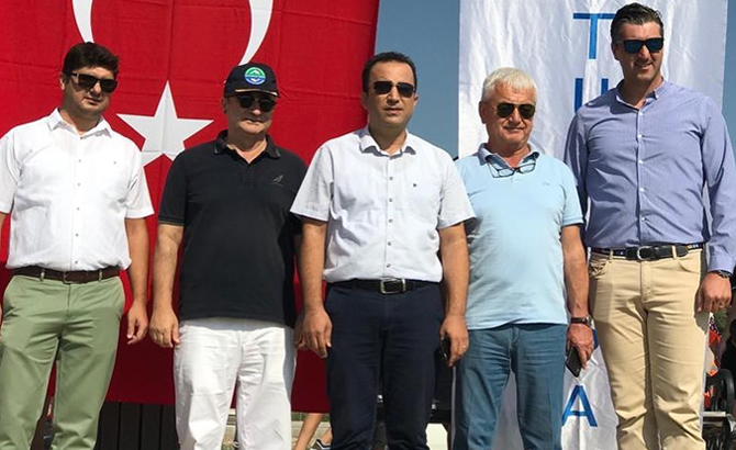DenizTemiz Derneği (TURMEPA), gönüllülerin desteğiyle ‘Uluslararası Kıyı Temizleme Etkinliği-International Coastal