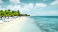 A man who has remained a fugitive for 13 years has been arrested by the FBI after being uncovered working a scuba diving instructor in Cozumel, Mexico. According to a statement by the Johnson and Somervell County District Attorney’s Office, […]