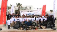 Muğla’nın Bodrum ilçesinde dalgıçlar, deniz dibi temizliği yaptı; öğrenciler de kıyıdaki çöpleri topladı. Bodrum Belediyesi Temizlik İşleri Müdürlüğü’nce “Denize En Çok Mavi Yakışır” sloganıyla 2015’te hayata geçirilen deniz dibi ve kıyı temizliği etkinliği, Ortakent Mahallesi Müsgebi sahilinde devam etti. Etkinlikte […]