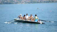 Sapanca’da düzenlenen ve 267 sporcu mücadele ettiği Deniz Küreği Türkiye Şampiyonası sona erdi. Dereceye giren sporculara madalyaları, kulüplere de kupaları Türkiye Kürek Federasyonu yetkililerince verildi. Sakarya’nın Sapanca ilçesinde düzenlenen Deniz Küreği Türkiye Şampiyonası tamamlandı. Türkiye Kürek Federasyonu tarafından Sapanca Gölü’ndeki […]