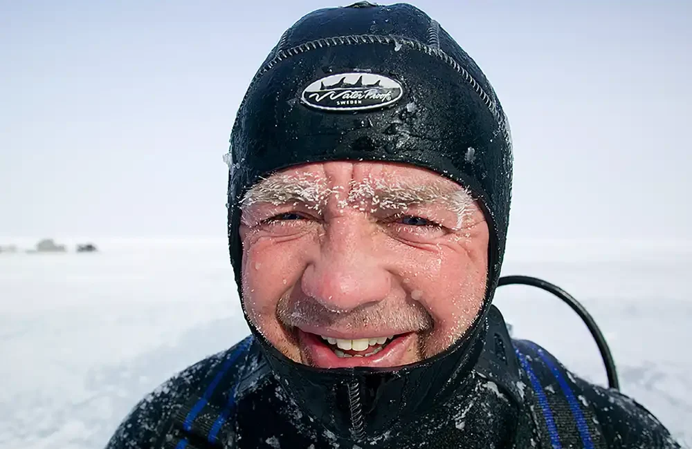 By Mark ‘Crowley’ Russell Doug Allan, the award-winning wildlife cameraman