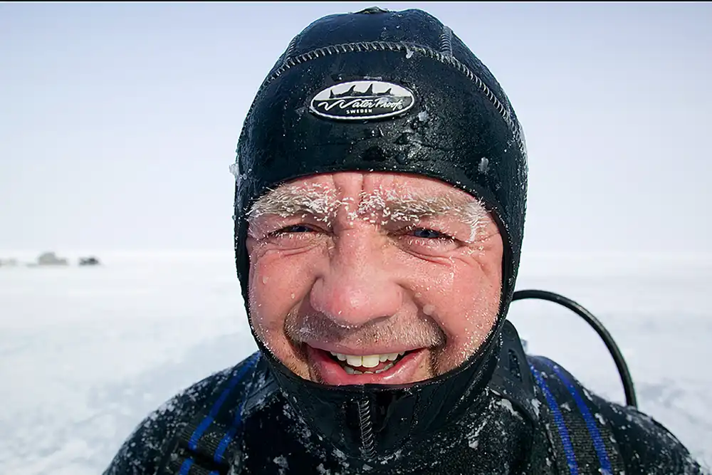 Legendary underwater cameraman Doug Allan dies aged 74 By Mark ‘Crowley’ Russell Doug Allan, the award-winning wildlife cameraman